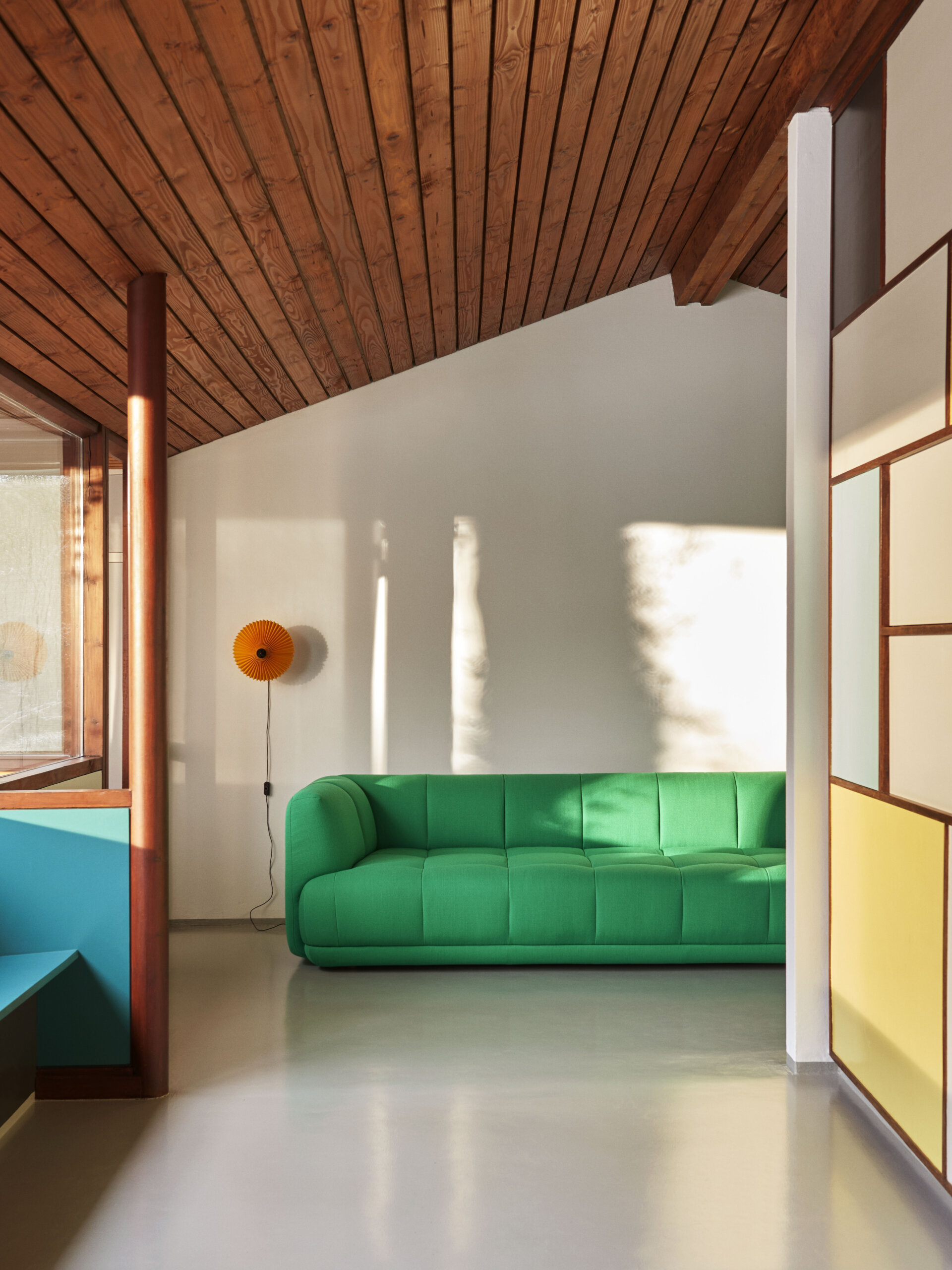 Quilton-3-Seater-Vidar-932_Matin-Wall-yellow.jpg